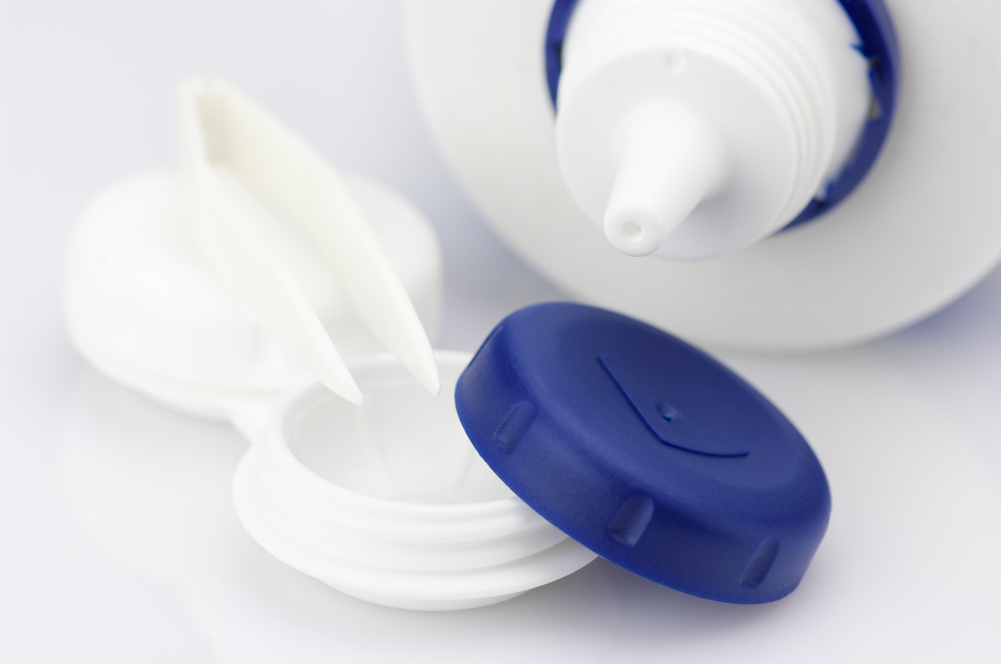 Contact Lens Cleaner 5 Steps To Effectively Cleaning Your Lens   Contact Lens Cleaner 